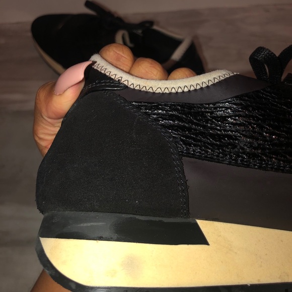Authentic Balenciaga Black Race Runners - Picture 6 of 6